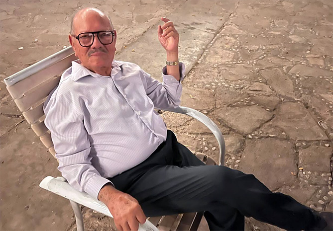 Señor Reyes Bañuelos, escritor del Valle de Mexicali