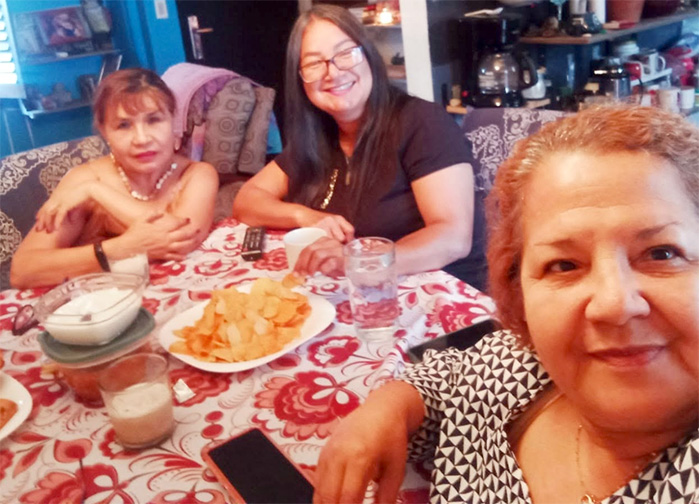 Teodola, Minica y Beatriz, escritoras de Mexicali